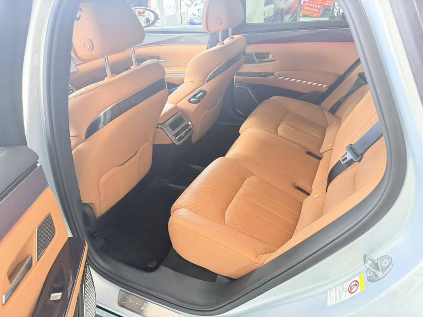 BYD HanL 2025 #4 BYD HanL 2025 изображение автомобиля #4