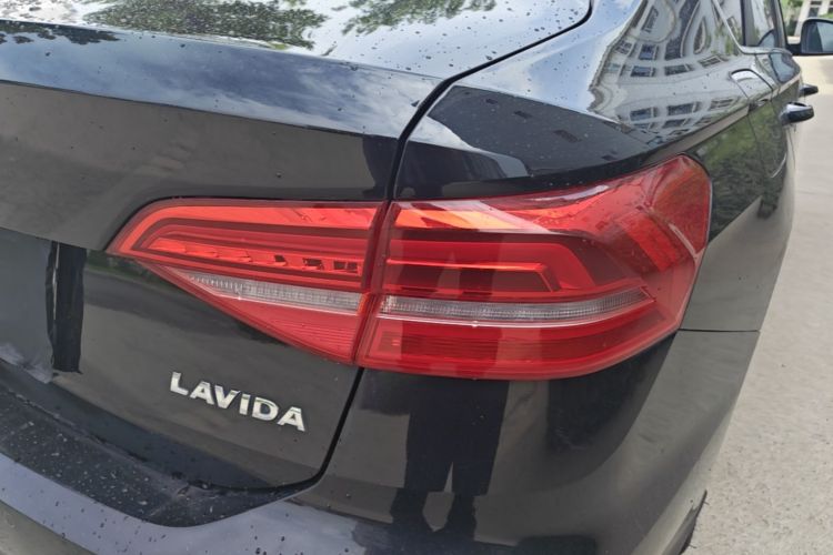 Volkswagen Lavida 2019 #8 Volkswagen Lavida 2019 car image #8