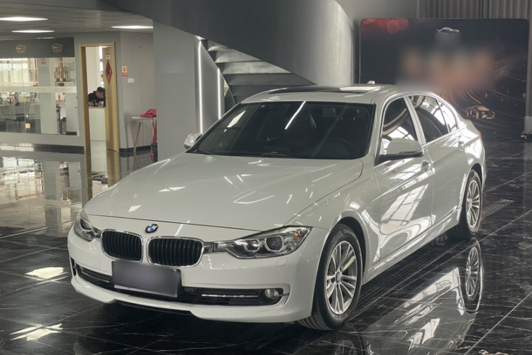 BMW 3 Series 2015 car image #2