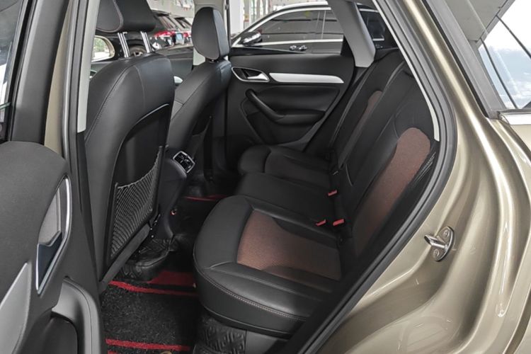 Audi Q3 2018 #17 Audi Q3 2018 car image #17