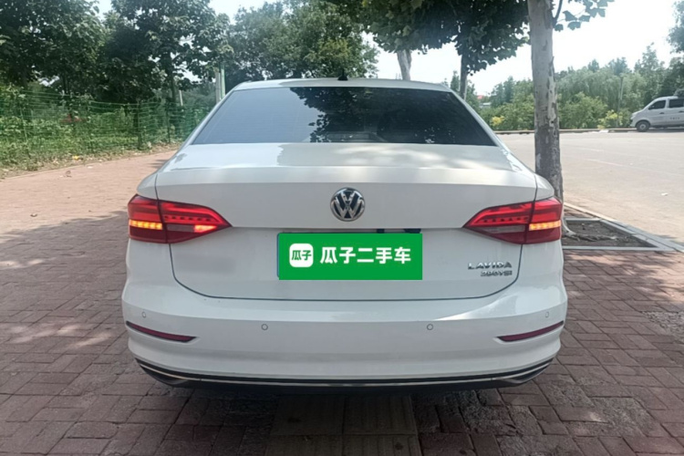 Volkswagen Lavida 2020 car image #6