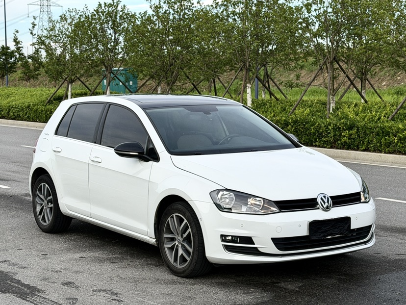 Volkswagen Golf 2017 immagine di auto #3
