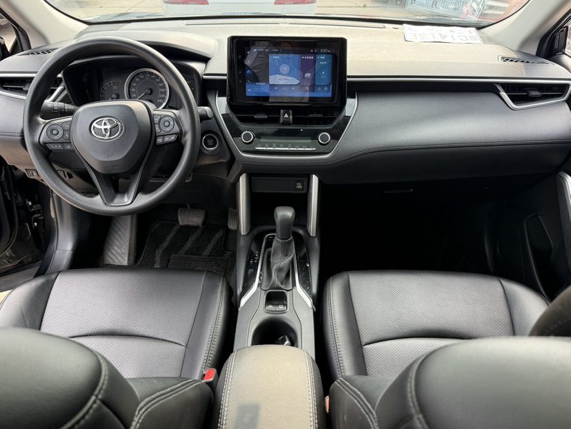 Toyota Corolla Cross 2022 immagine di auto #7