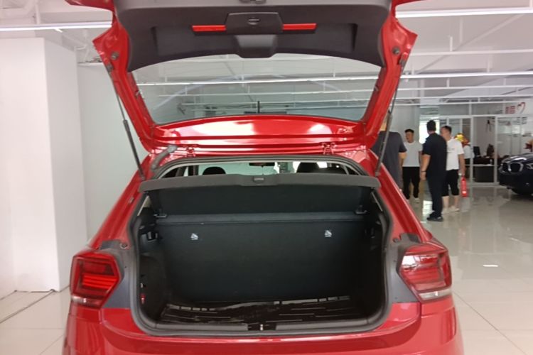 Volkswagen Polo 2020 car image #19