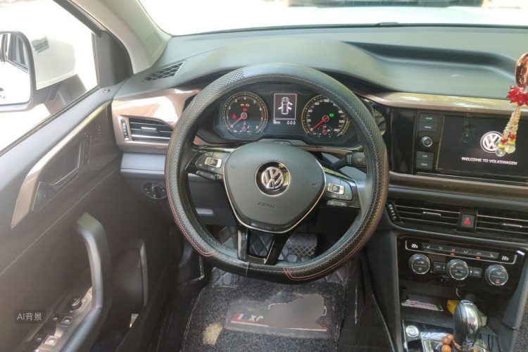 Volkswagen Tharu 2019 car image #12