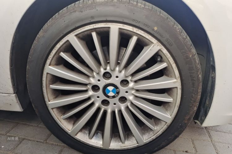 BMW 3 Series 2018 #9 BMW 3 Series 2018 car image #9