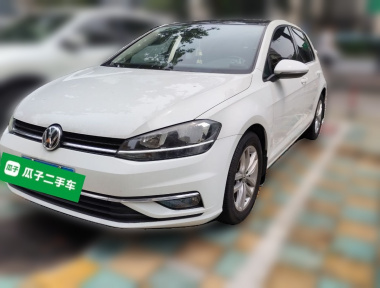 Volkswagen Golf 2018 car image 