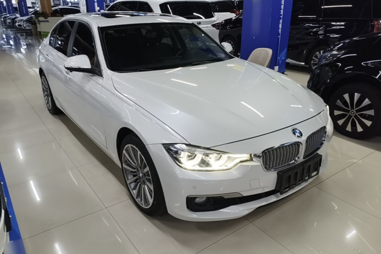 BMW 3 Series 2019 #4 BMW 3 Series 2019 imagen de coche #4
