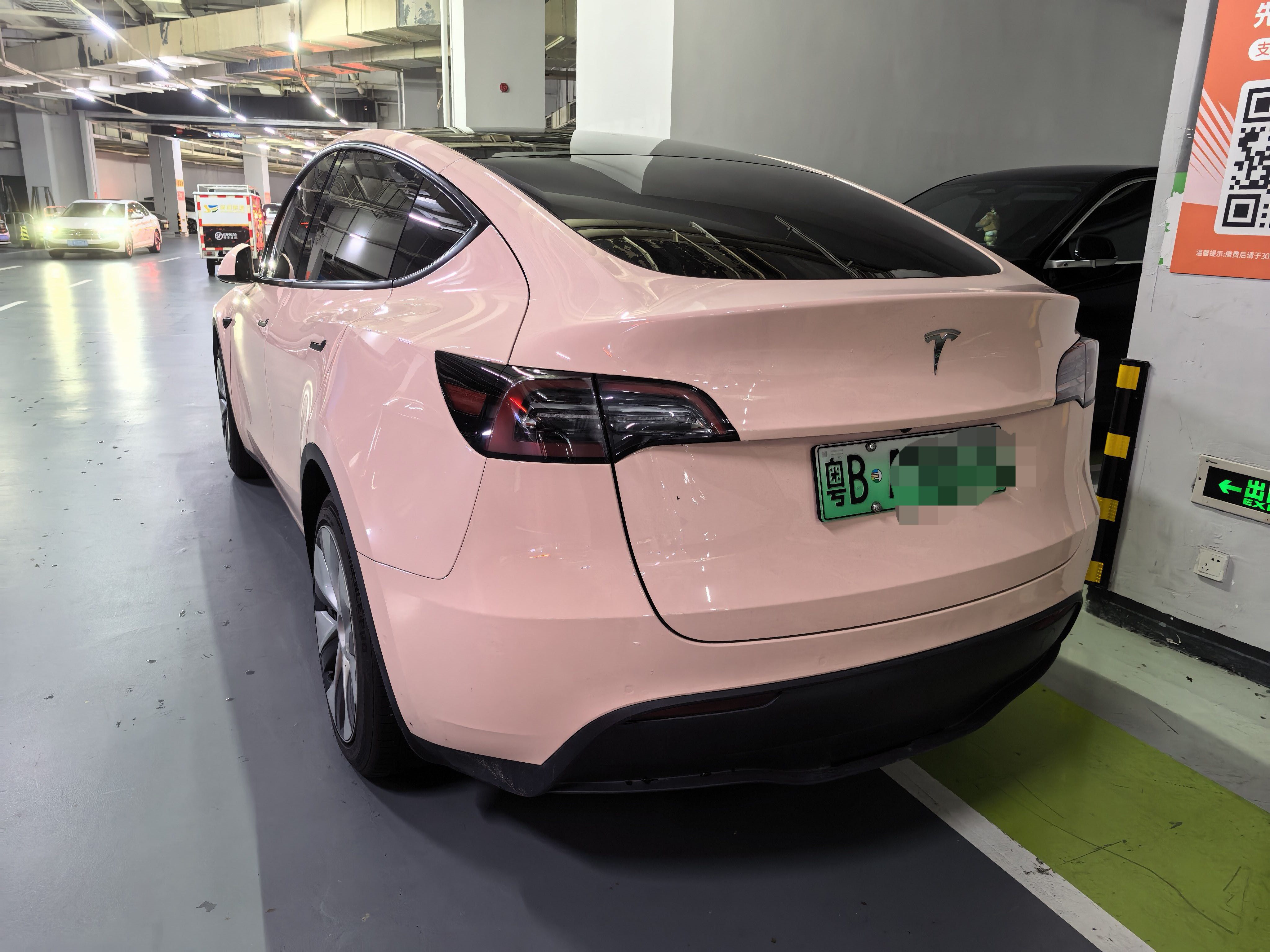 Tesla Model Y 2021 #7 Tesla Model Y 2021 car image #7