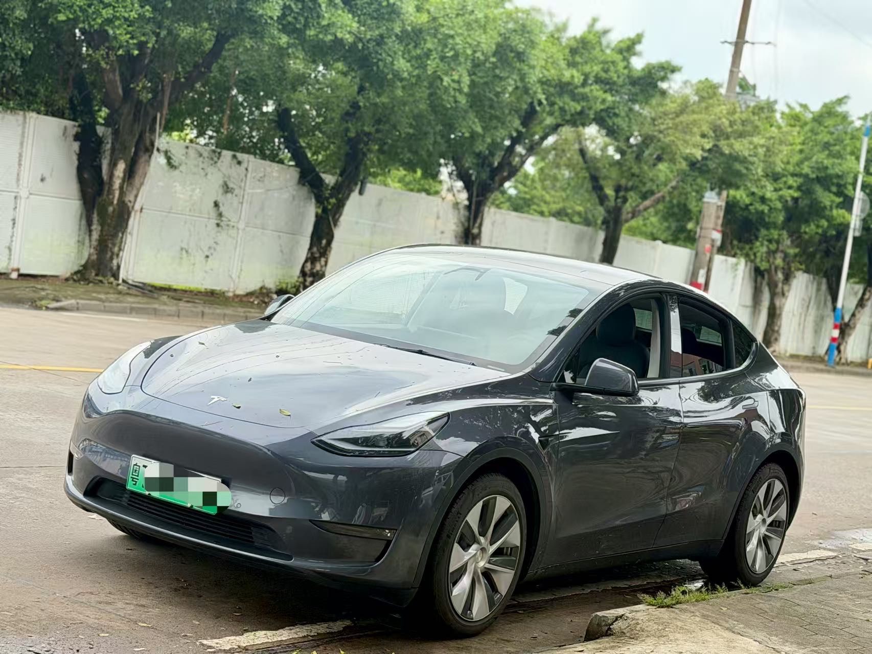 Tesla Model Y 2021 car image 