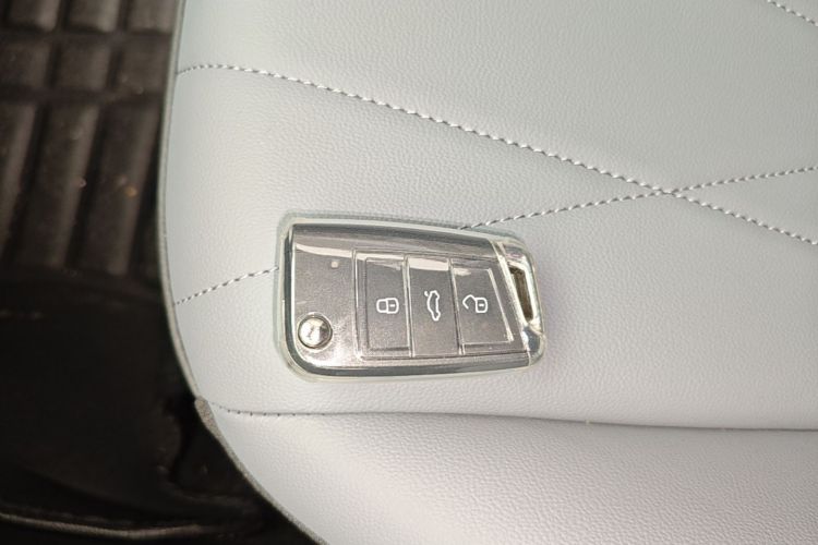 Volkswagen Lavida 2026 #14 Volkswagen Lavida 2026 car image #14
