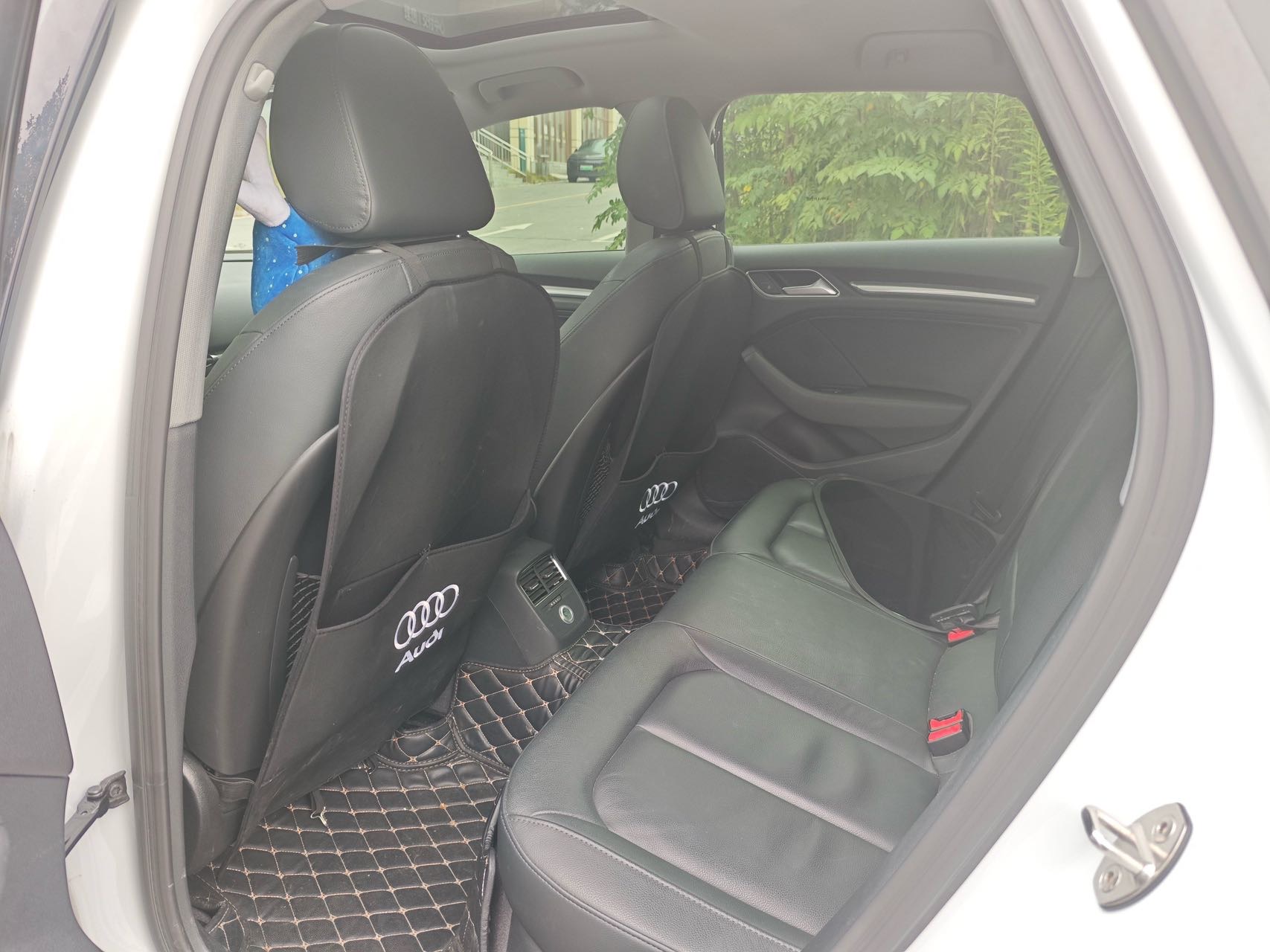 Audi A3 2019 car image #4