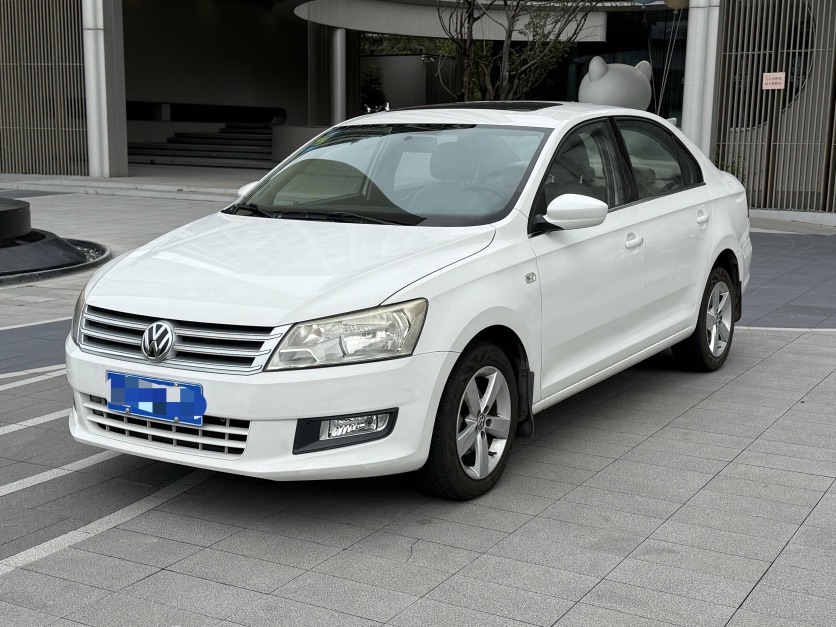 Volkswagen Santana 2013 Volkswagen Santana 2013 car image