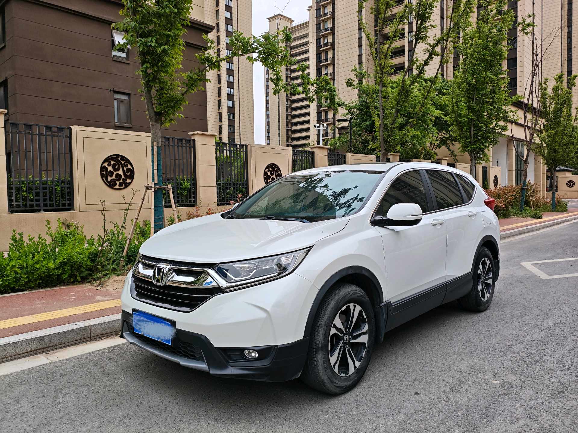 Honda CR-V 2019 car image 