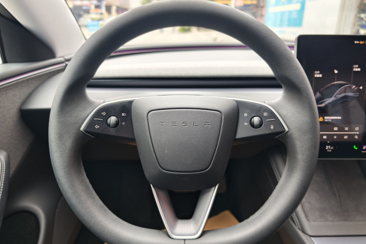 Tesla Model 3 2024 #14 Tesla Model 3 2024 car image #14