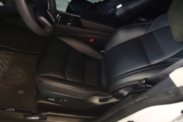 Tesla Model Y 2024 #17 Tesla Model Y 2024 car image #17