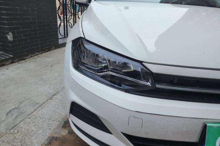 Volkswagen Polo 2023 car image #8