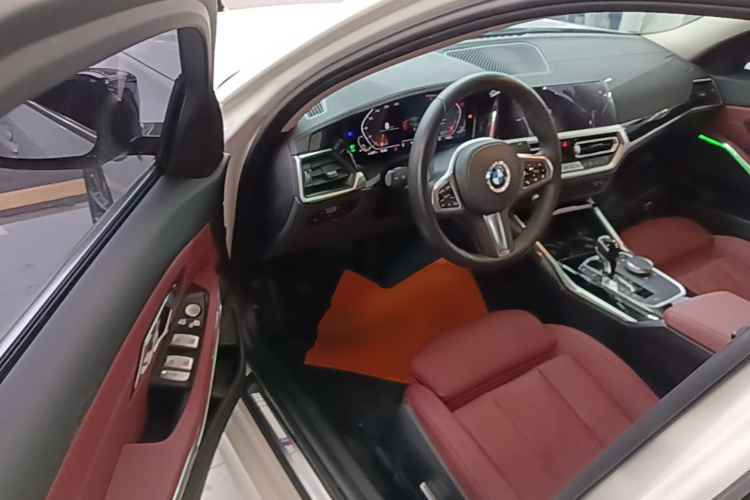 BMW 3 Series 2022 #12 BMW 3 Series 2022 car image #12