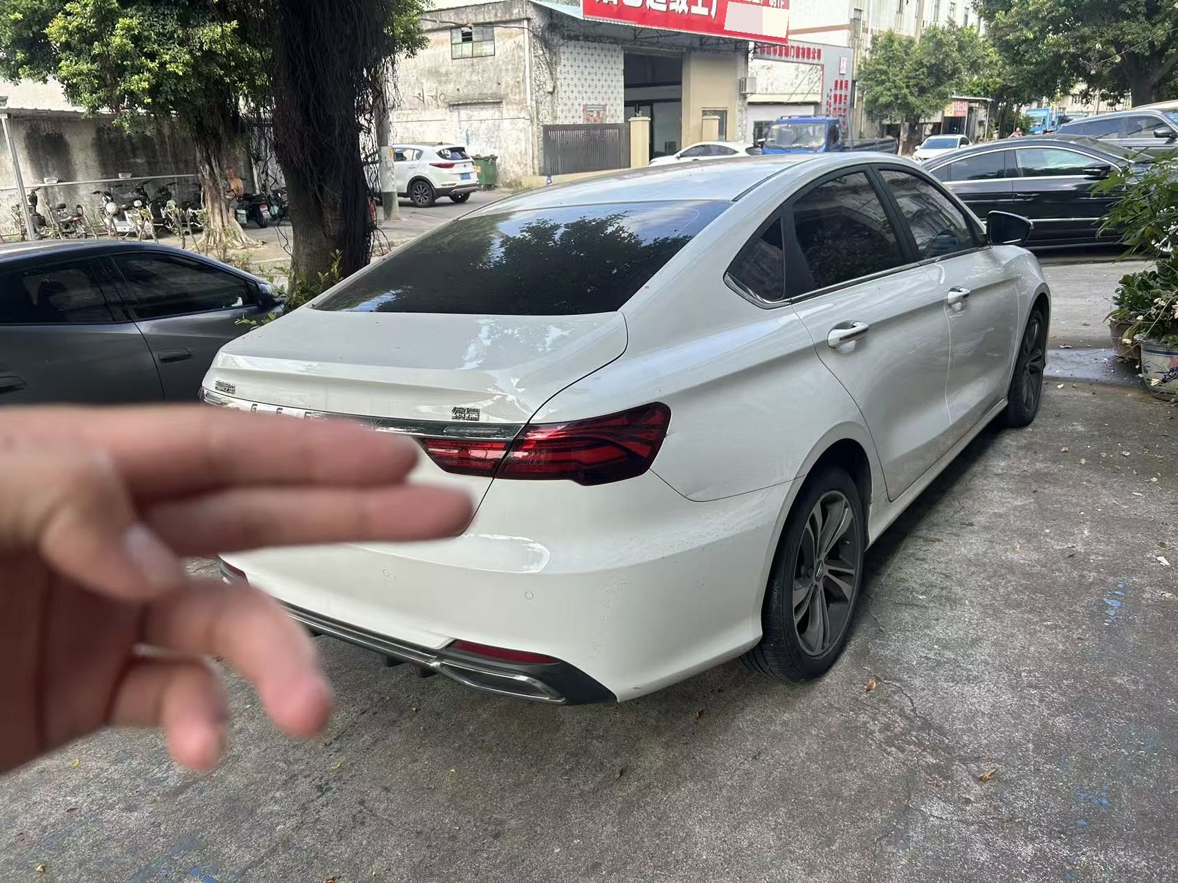 GEELY Binray 2019 imagen de coche #10