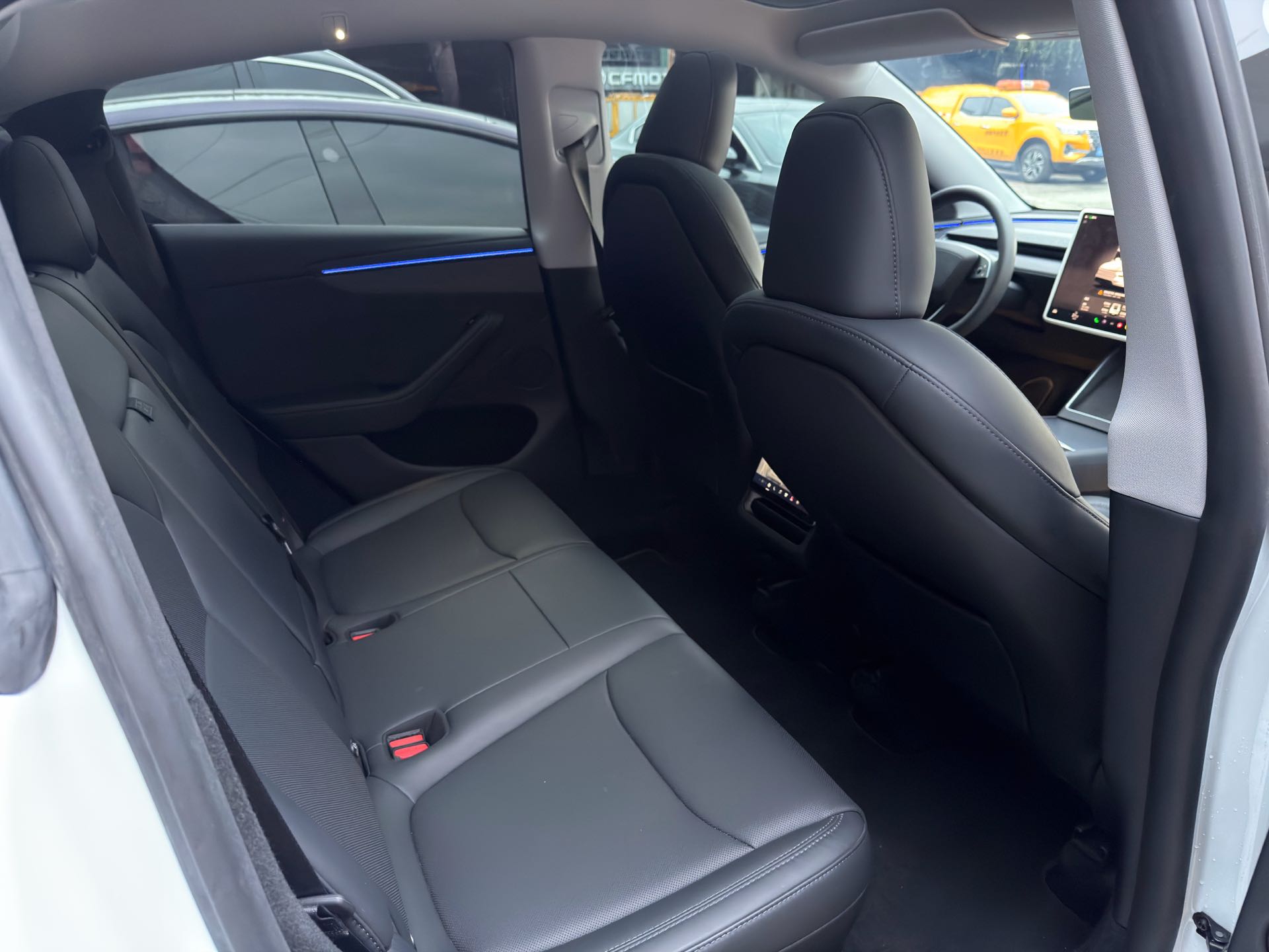 Tesla Model Y 2025 #3 Tesla Model Y 2025 imagen de coche #3