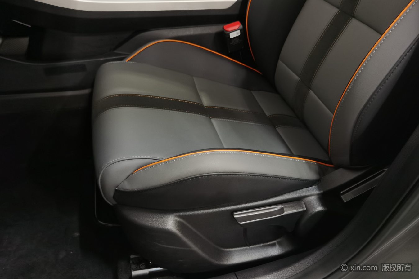 GEELY Coolray 2025 #21 GEELY Coolray 2025 immagine di auto #21