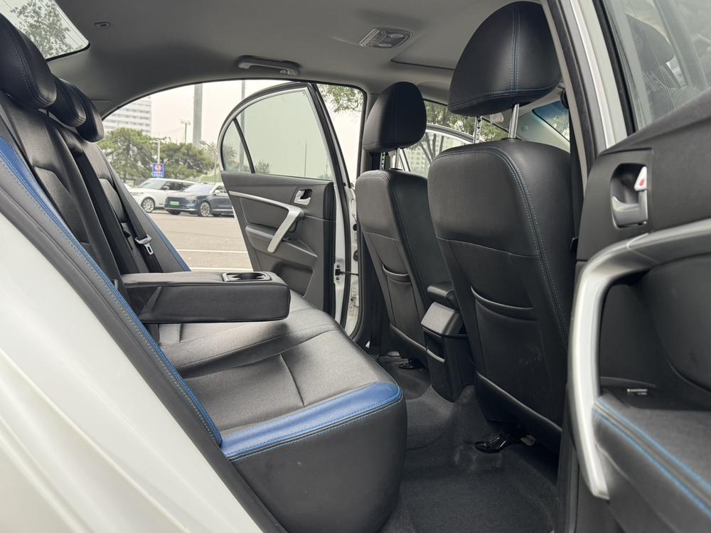 GEELY Emgrand New Energy 2017 car image #14