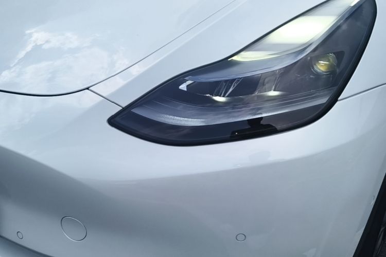 Tesla Model Y 2024 #23 Tesla Model Y 2024 car image #23