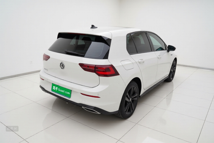 Volkswagen Golf 2023 #5 Volkswagen Golf 2023 car image #5