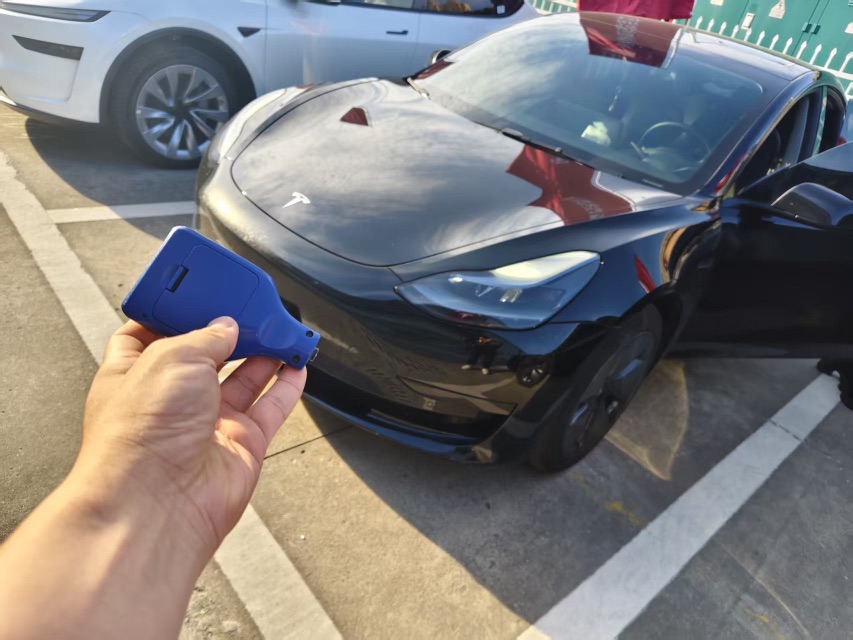 Tesla Model 3 2023 صورة سيارة 