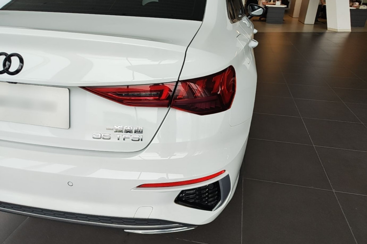 Audi A3 2024 car image #8