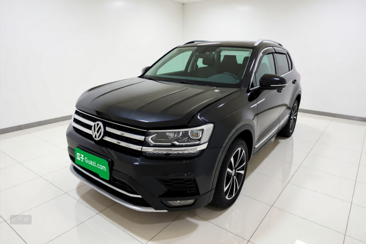 Volkswagen Tharu 2019 car image #2