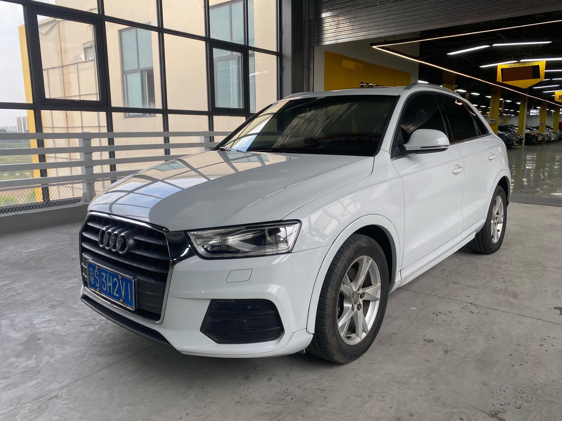 Audi Q3 2018 Audi Q3 2018 car image