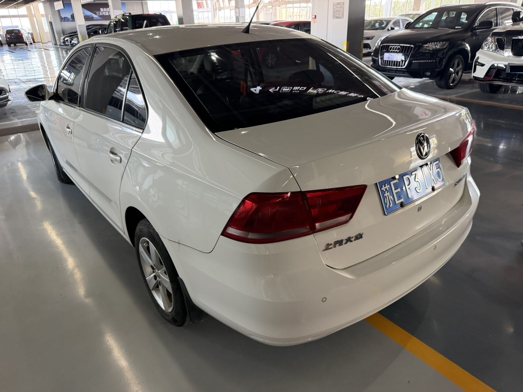 Volkswagen Santana 2014 car image #6
