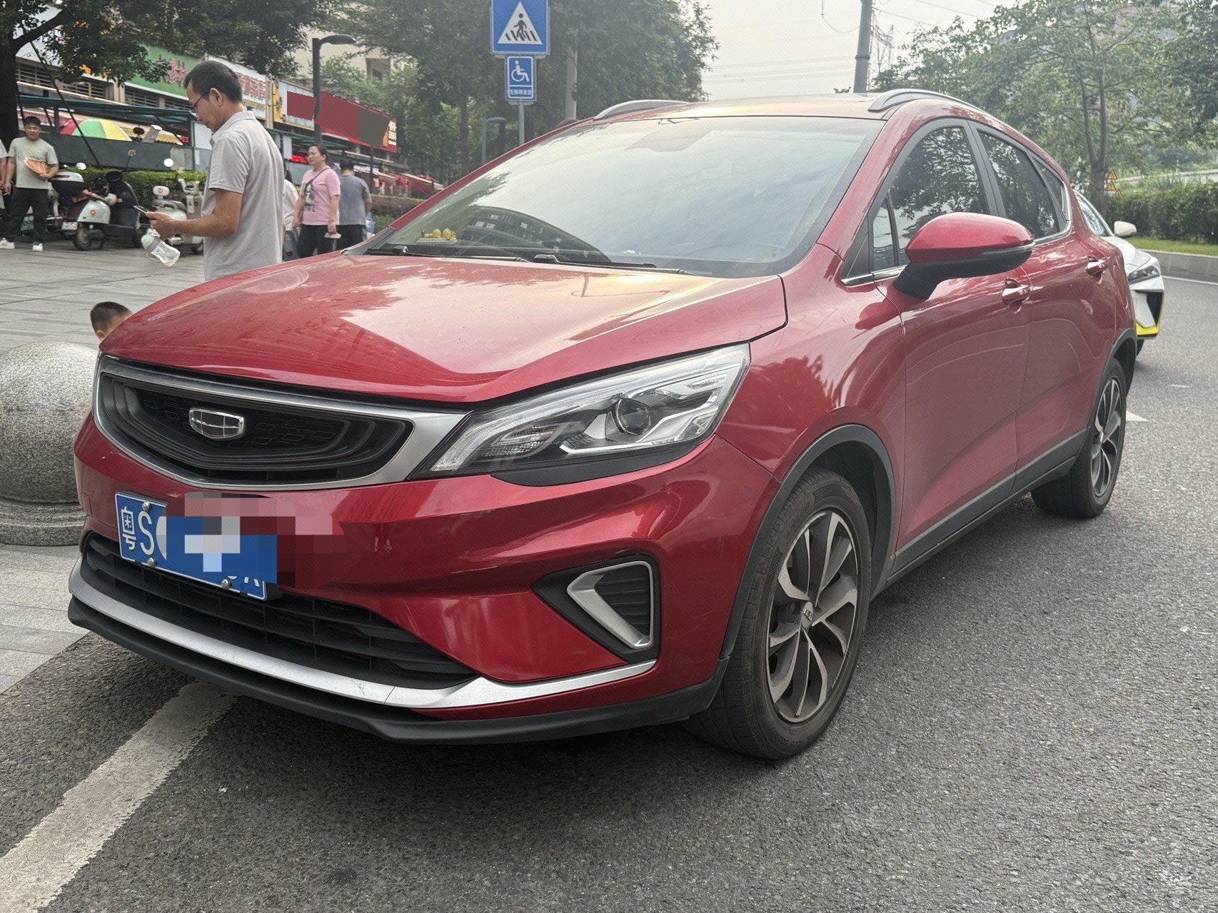 GEELY Emgrand GS 2020 GEELY Emgrand GS 2020 car image