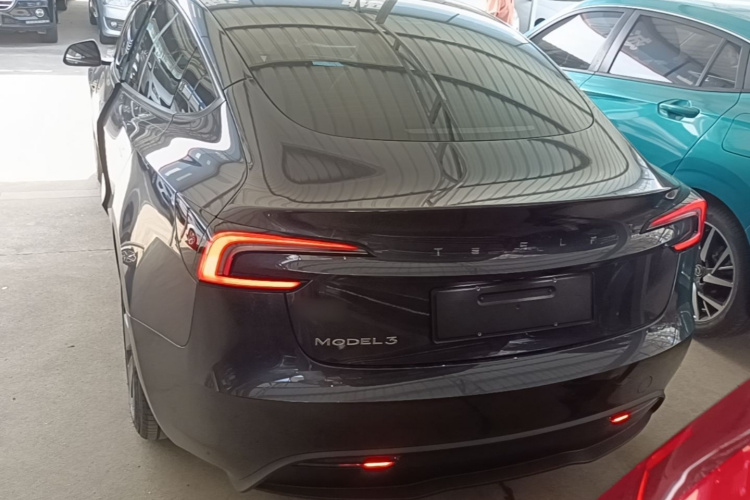 Tesla Model 3 2024 #6 Tesla Model 3 2024 car image #6