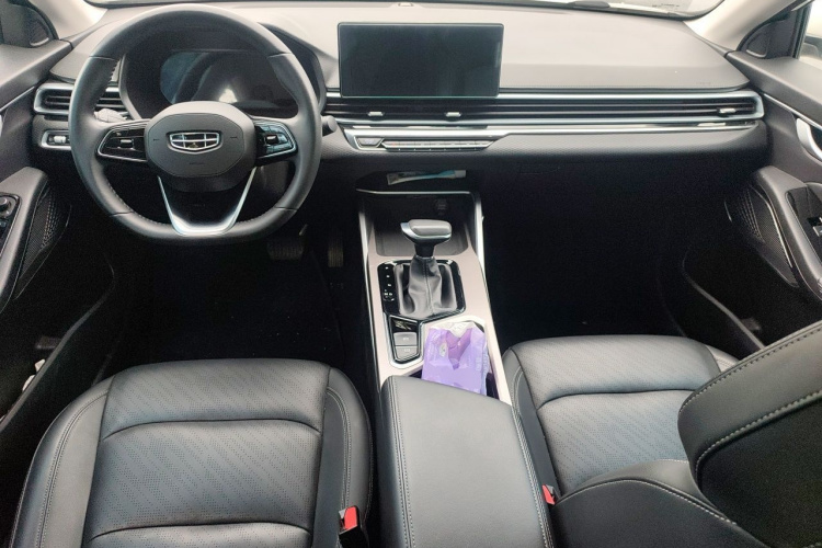 GEELY Emgrand 2021 #7 GEELY Emgrand 2021 car image #7
