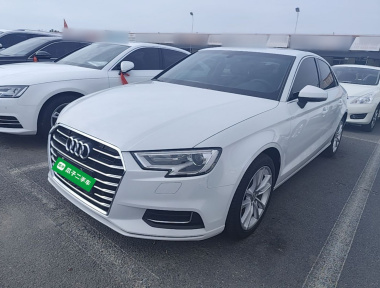 Audi A3 2019 car image 