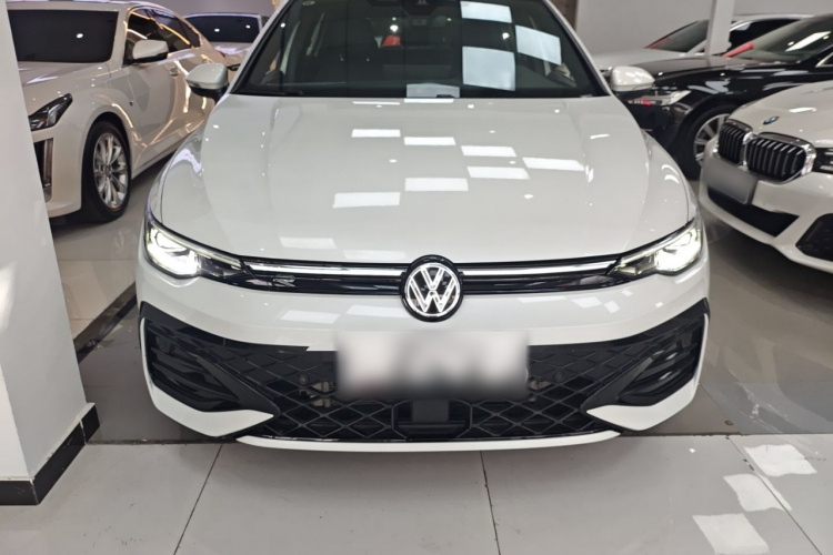 Volkswagen Golf 2025 #3 Volkswagen Golf 2025 car image #3