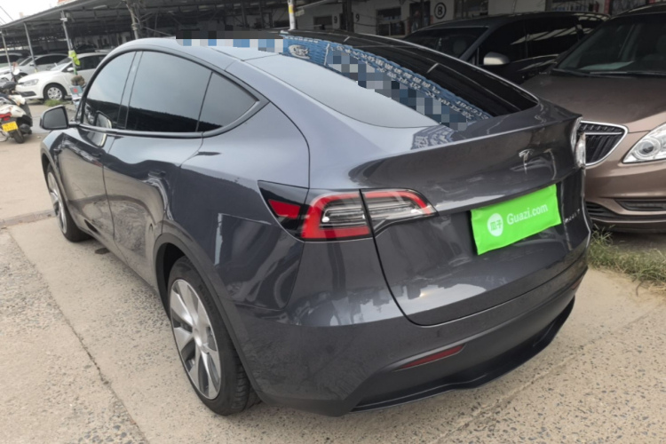Tesla Model Y 2021 #5 Tesla Model Y 2021 car image #5