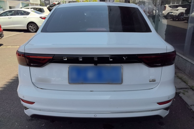 GEELY Emgrand 2022 immagine di auto #6