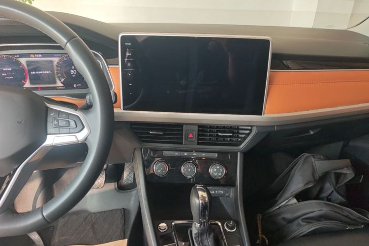 Volkswagen Bora 2023 car image #13