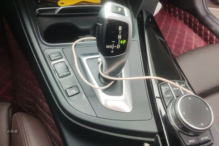 BMW 3 Series 2019 #16 BMW 3 Series 2019 car image #16