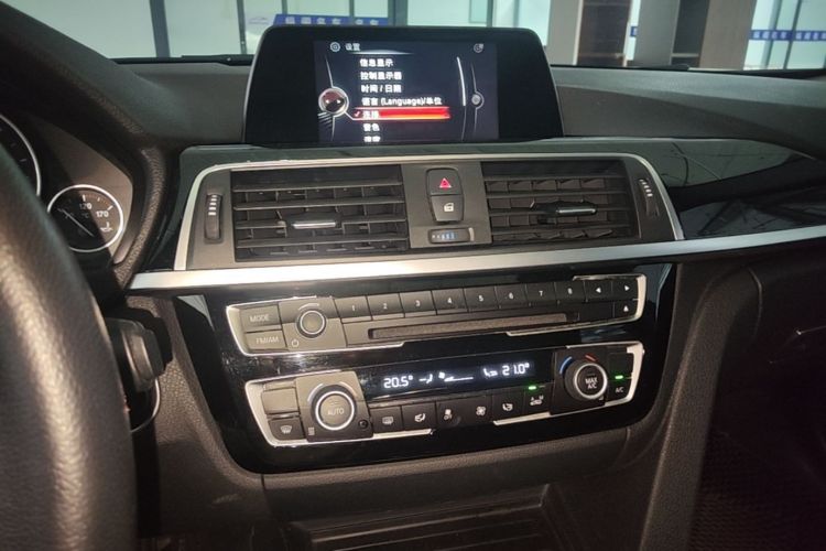 BMW 3 Series 2016 #13 BMW 3 Series 2016 car image #13