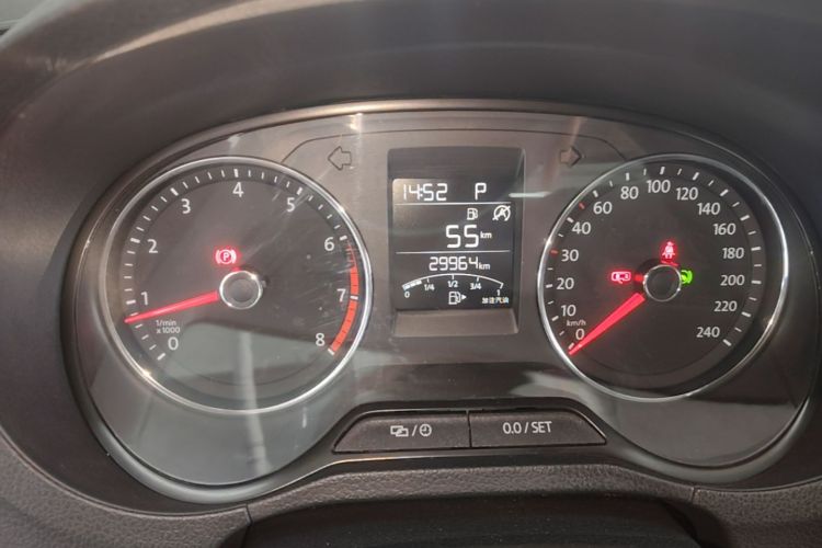 Volkswagen Polo 2019 car image #12