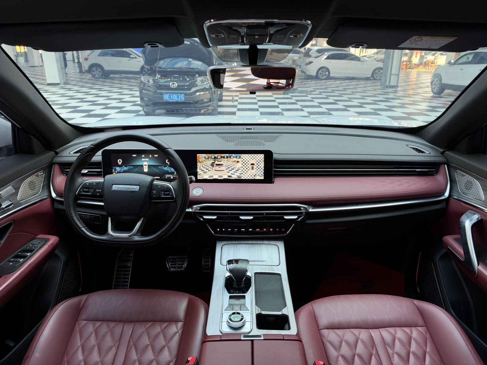 Jetour X70 PLUS 2023 car image #5