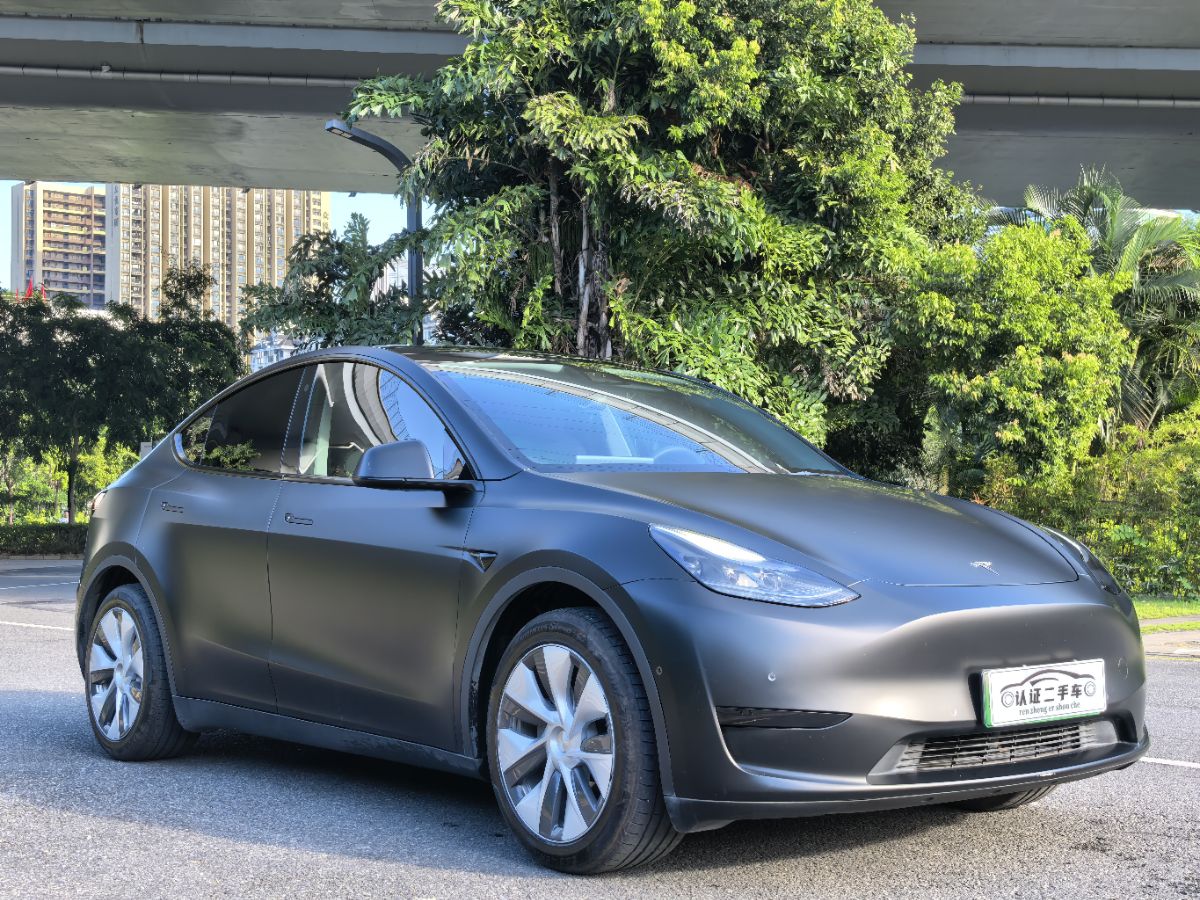 Tesla Model Y 2023 car image #3