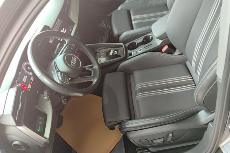 Audi A3 2023 car image #15
