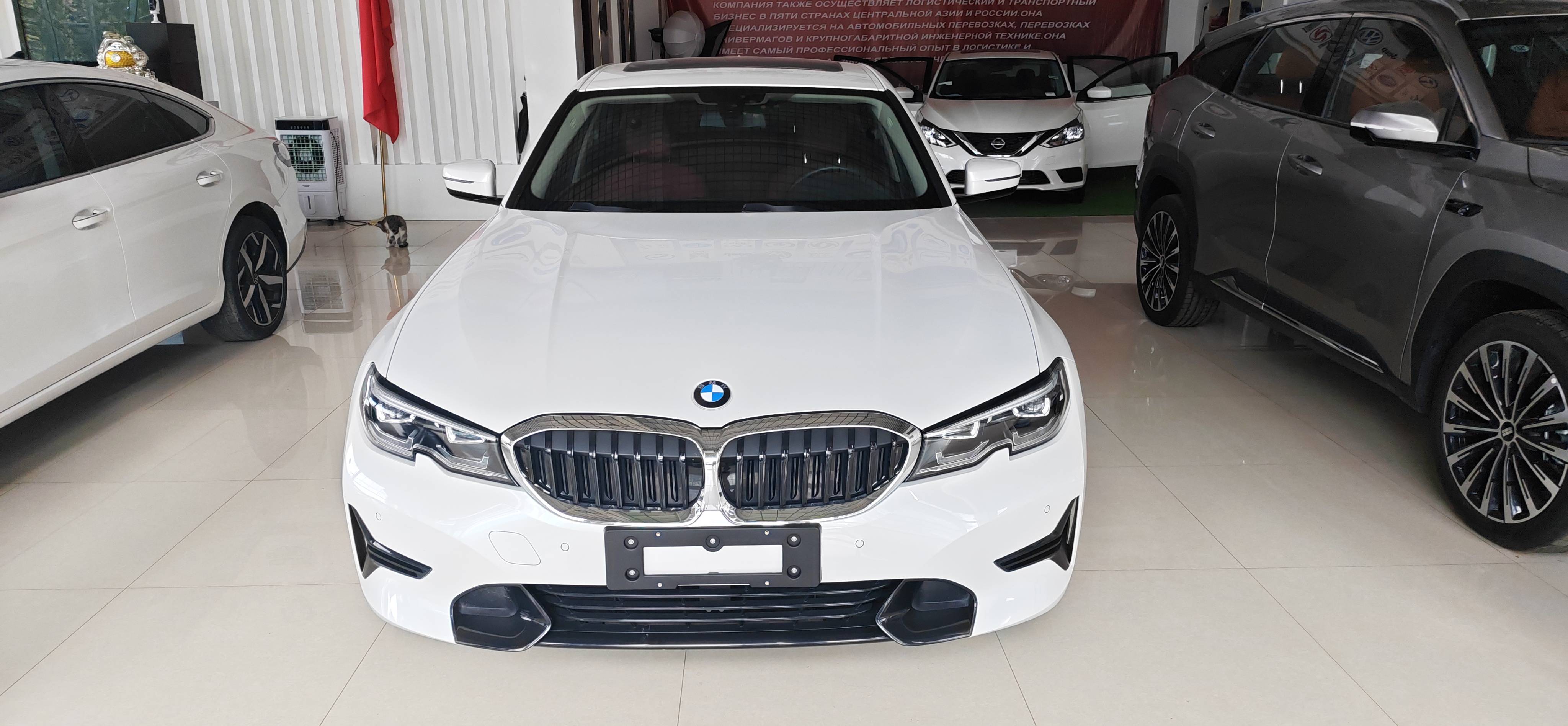 BMW 3 Series 2022 #2 BMW 3 Series 2022 car image #2