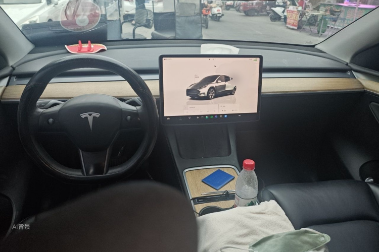 Tesla Model Y 2022 immagine di auto #11