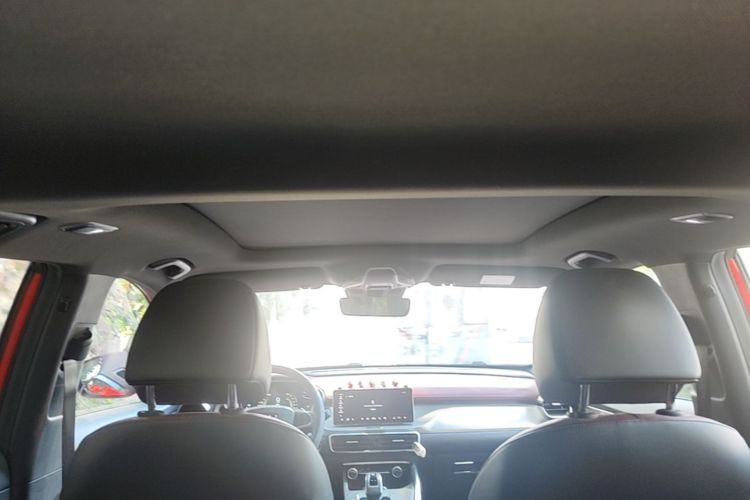 GEELY Coolray 2020 car image #18